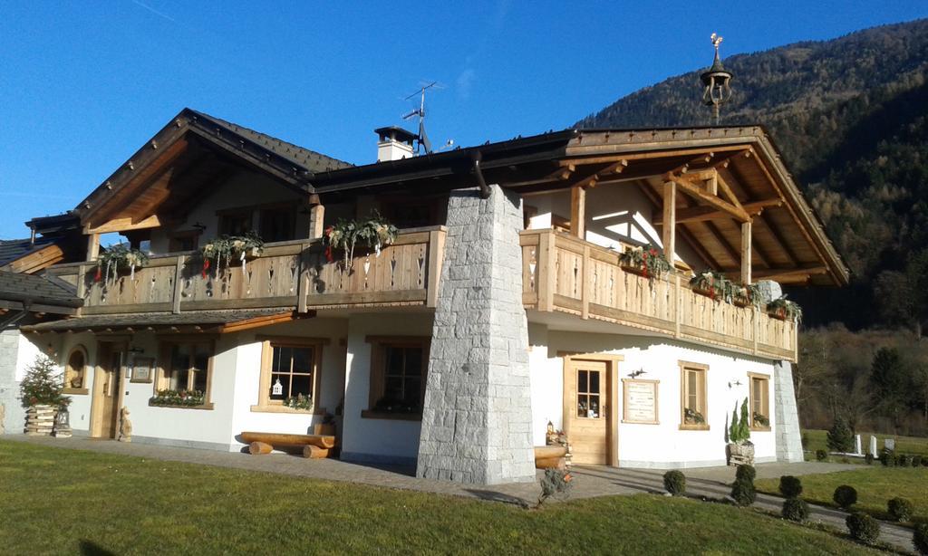 Agriturismo Maso Grisun Borzago Bagian luar foto