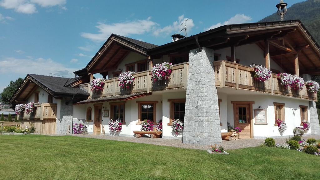 Agriturismo Maso Grisun Borzago Bagian luar foto
